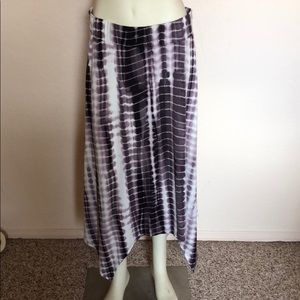 LOGO by Lori Goldstein skirt